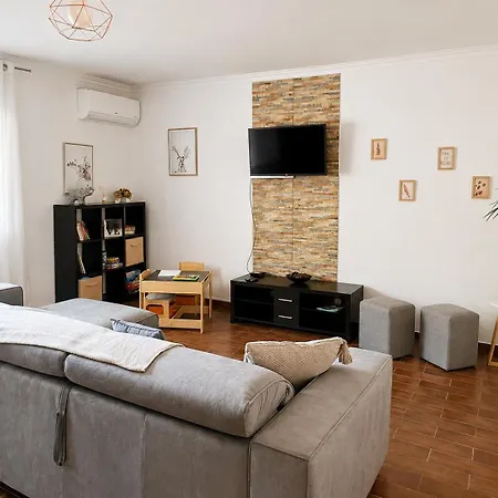 Relax House - Casa Castor Semesterbostad *